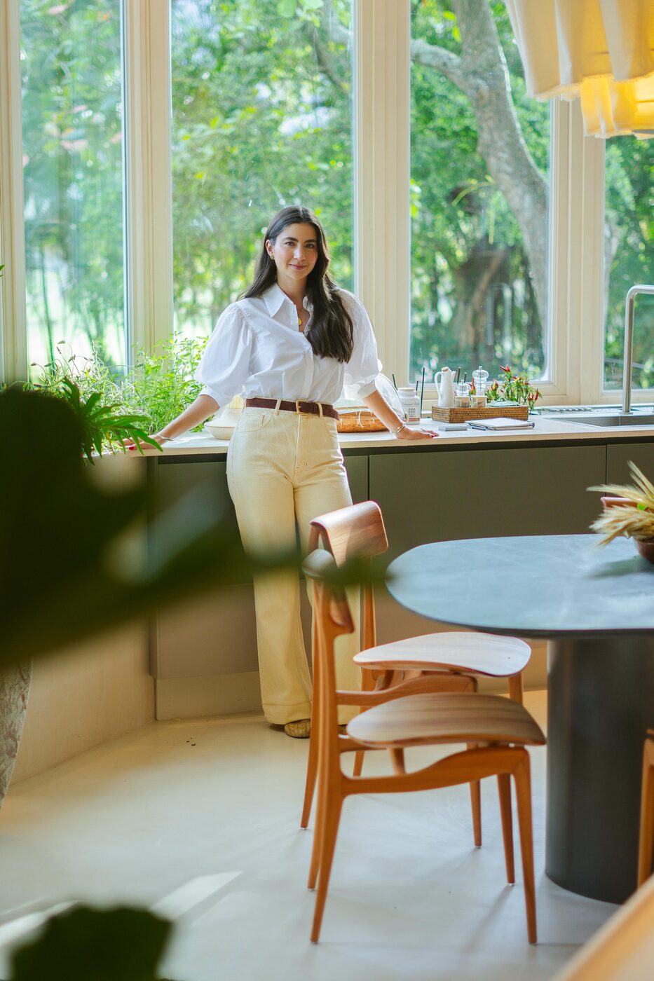 Produção de conteúdo lifestyle em ambiente iluminado